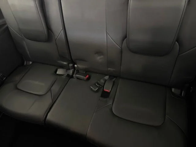 Used 2017 Gray Nissan Platinum image 27
