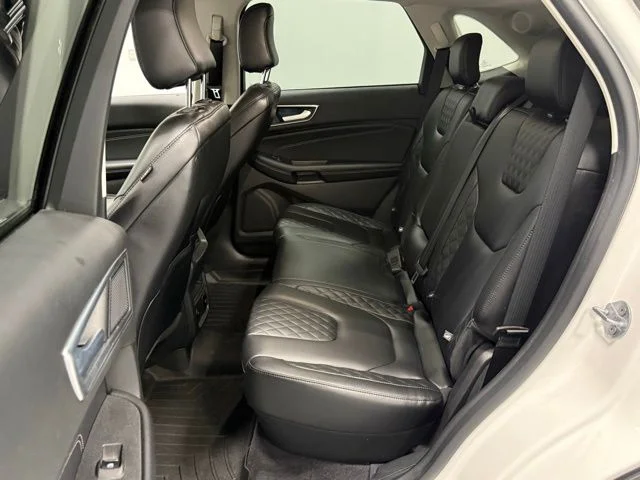 Used 2024 White Ford Titanium image 31