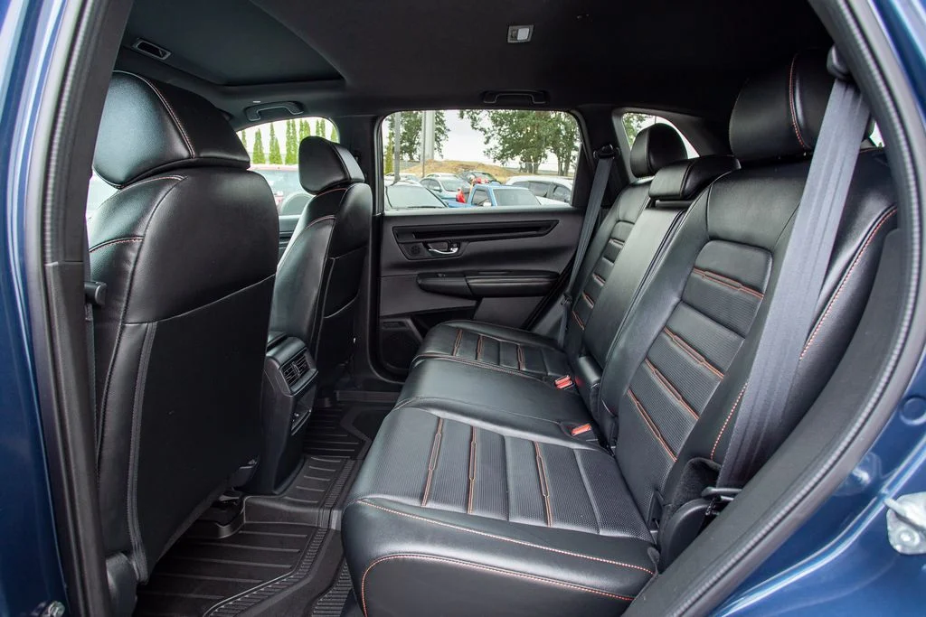2025 Honda CR-V Sport-L - Photo 17