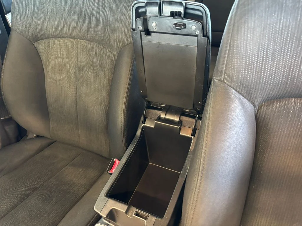 Used 2014 Blue Subaru 2.5i image 19