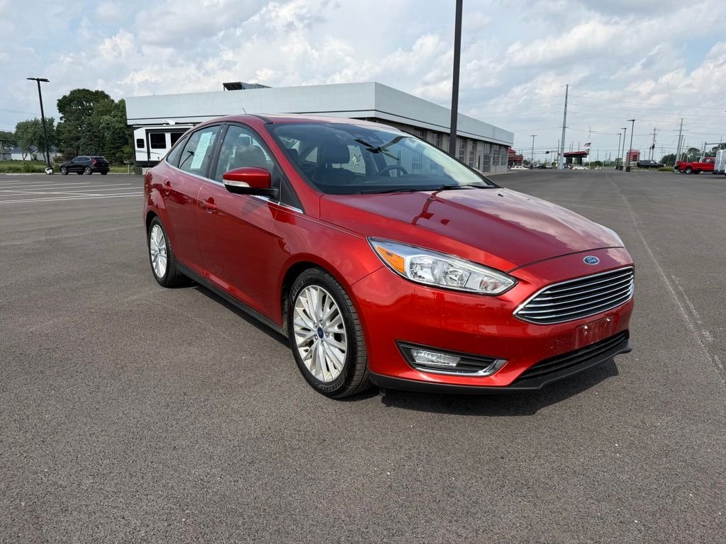Used 2018 Red Ford Titanium image 3
