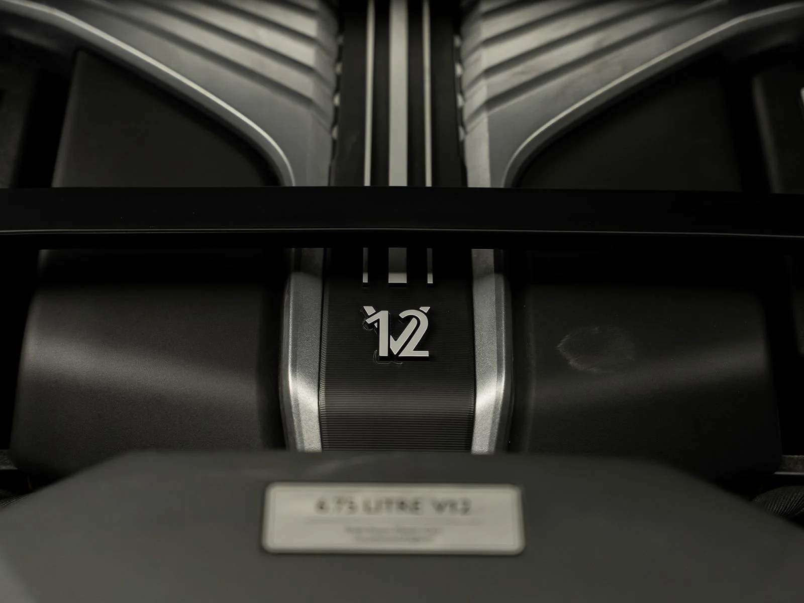 Used 2023 White Rolls-Royce Black Badge image 65