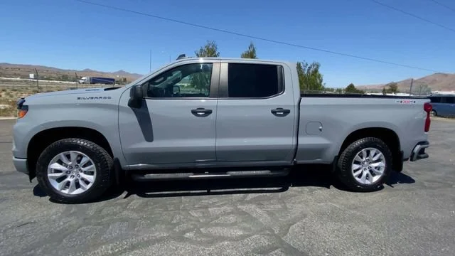 Used 2025 Slate Gray Metallic Chevrolet Custom image 5