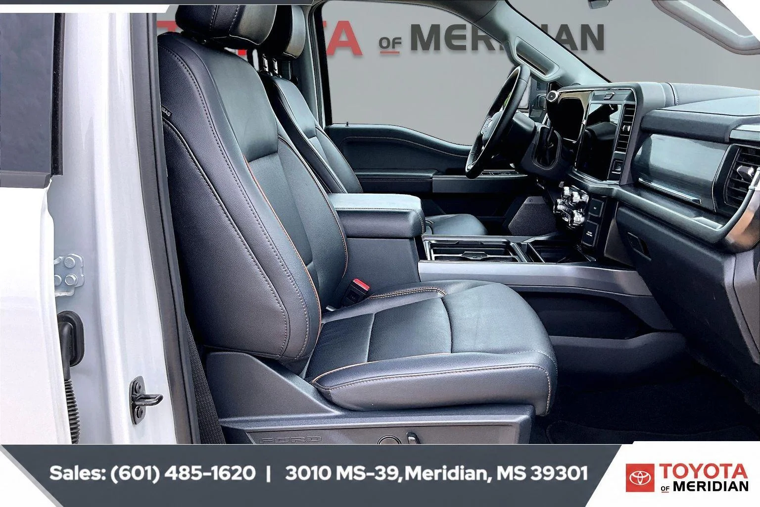 Used 2026 Oxford White Ford Lariat image 6