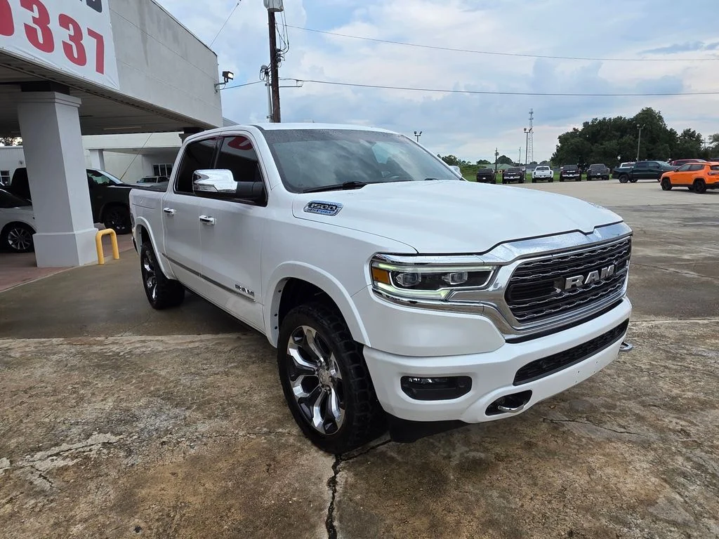 Used 2022 White Ram Limited image 11