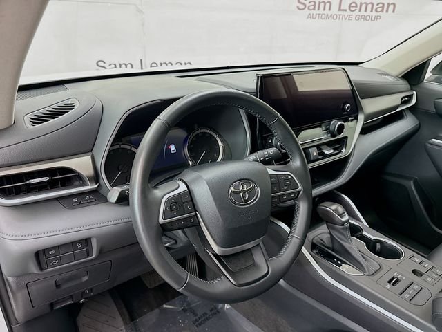 2023 Toyota Highlander XLE - Photo 9