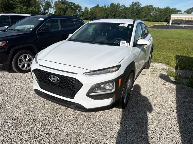 Used 2019 White Hyundai SEL image 2