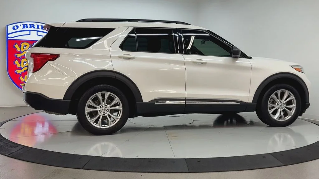 Used 2020 White Metallic Ford XLT image 4