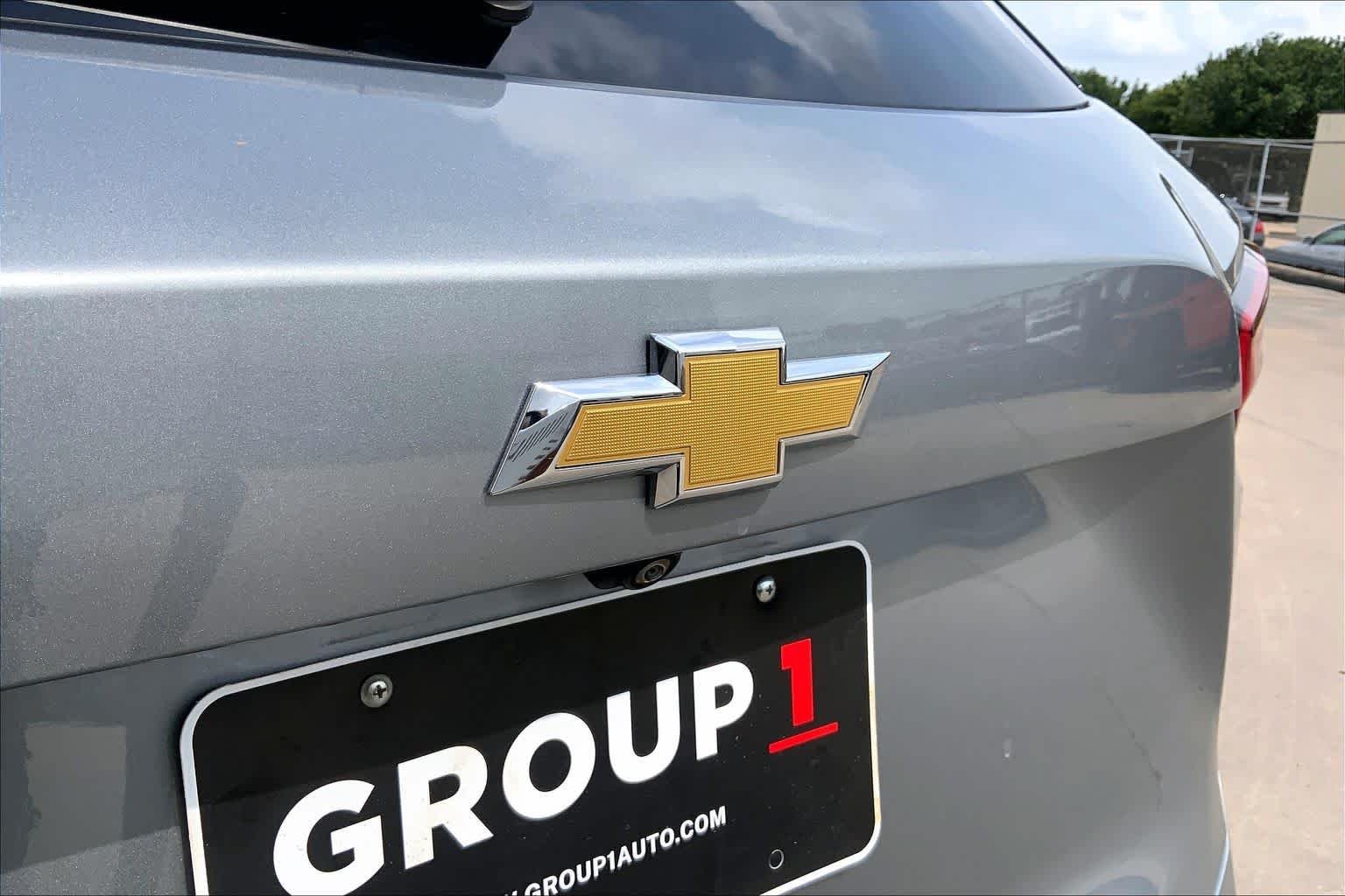 Used 2024 Sterling Gray Metallic Chevrolet LT image 10
