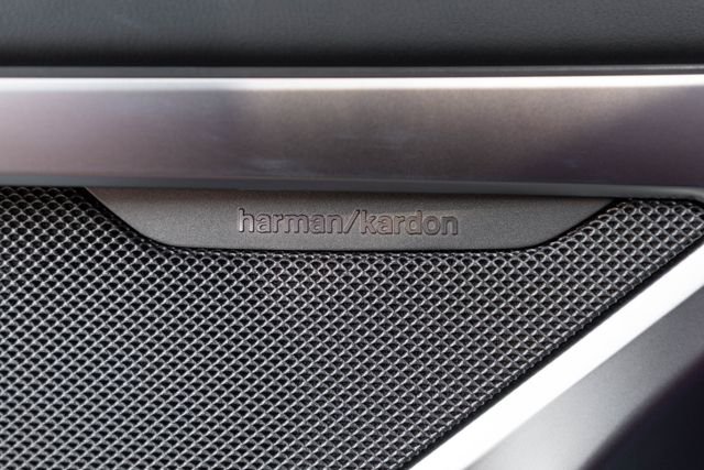 New 2026 Black Sapphire Metallic BMW 840 image 23