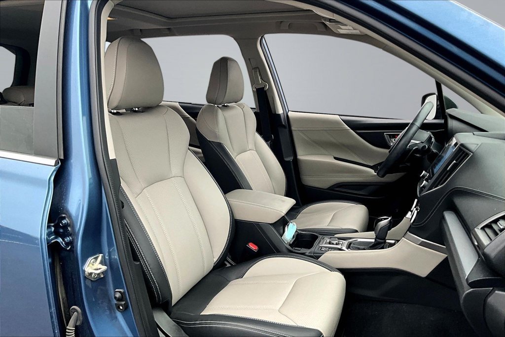 Used 2021 Blue Subaru Limited image 30