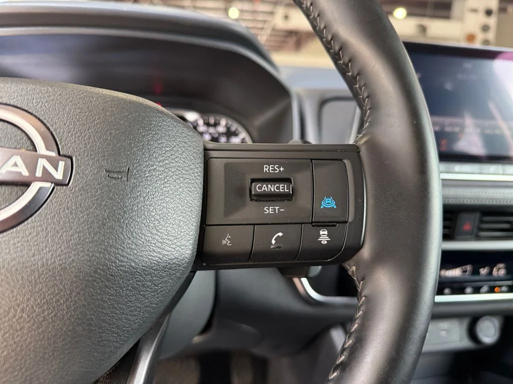 Used 2025 Beige/tan Nissan SV image 25