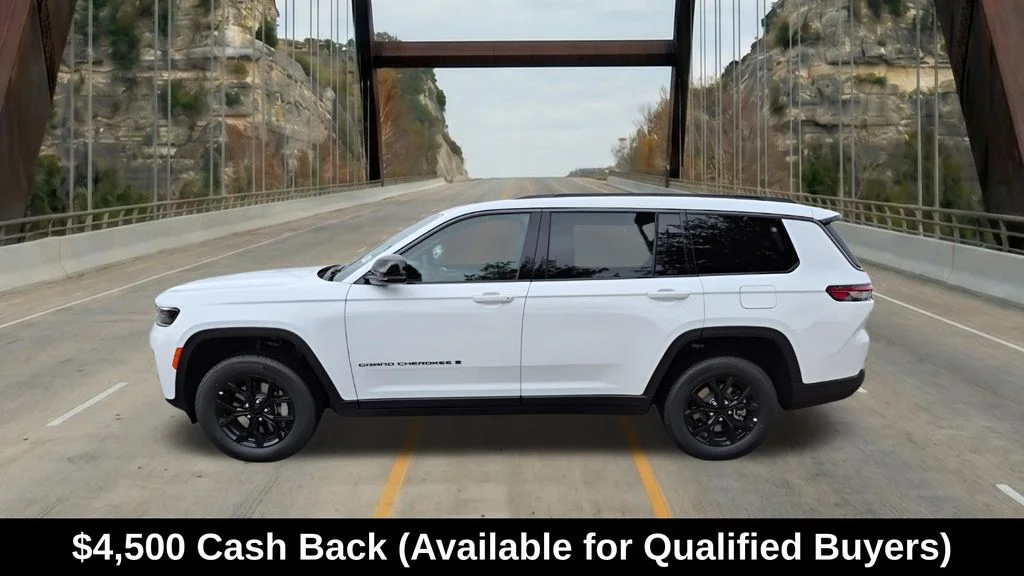 New 2026 White Jeep Altitude image 5