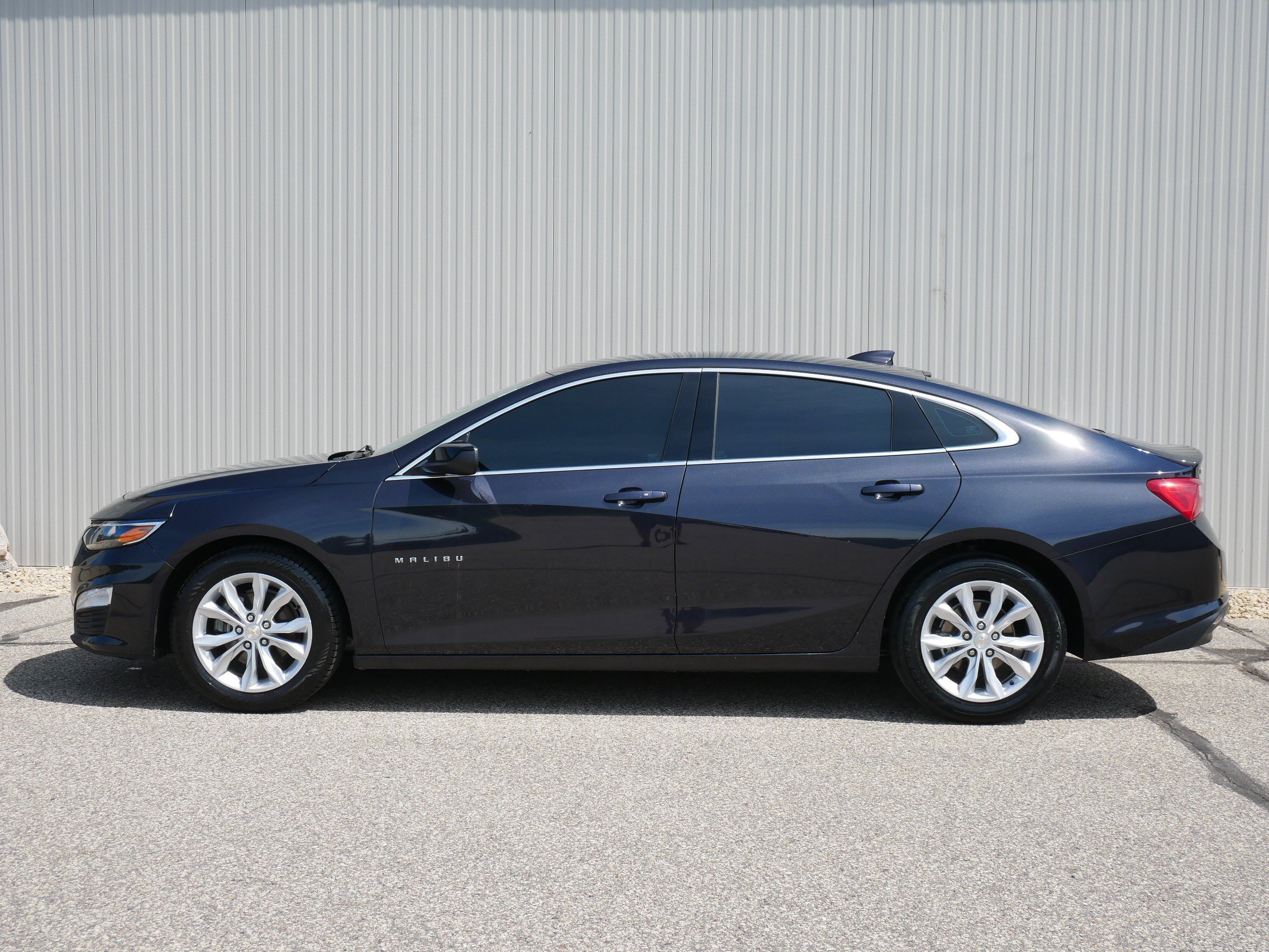 Used 2023 Chevrolet Malibu 1LT with VIN 1G1ZD5ST9PF171264 for sale in Hastings, Minnesota