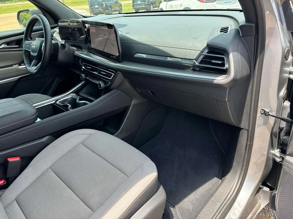 Used 2026 Gray Chevrolet LT image 19