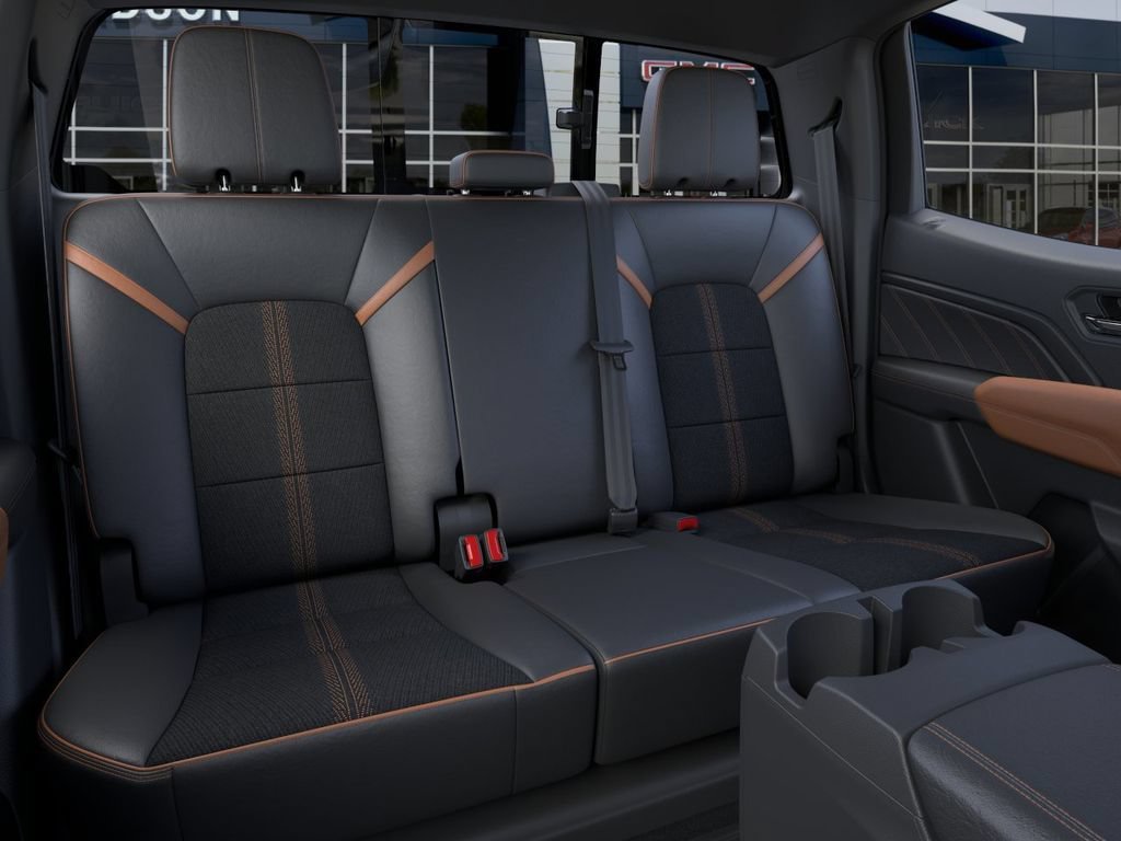 2026 GMC Canyon AT4 - Photo 17