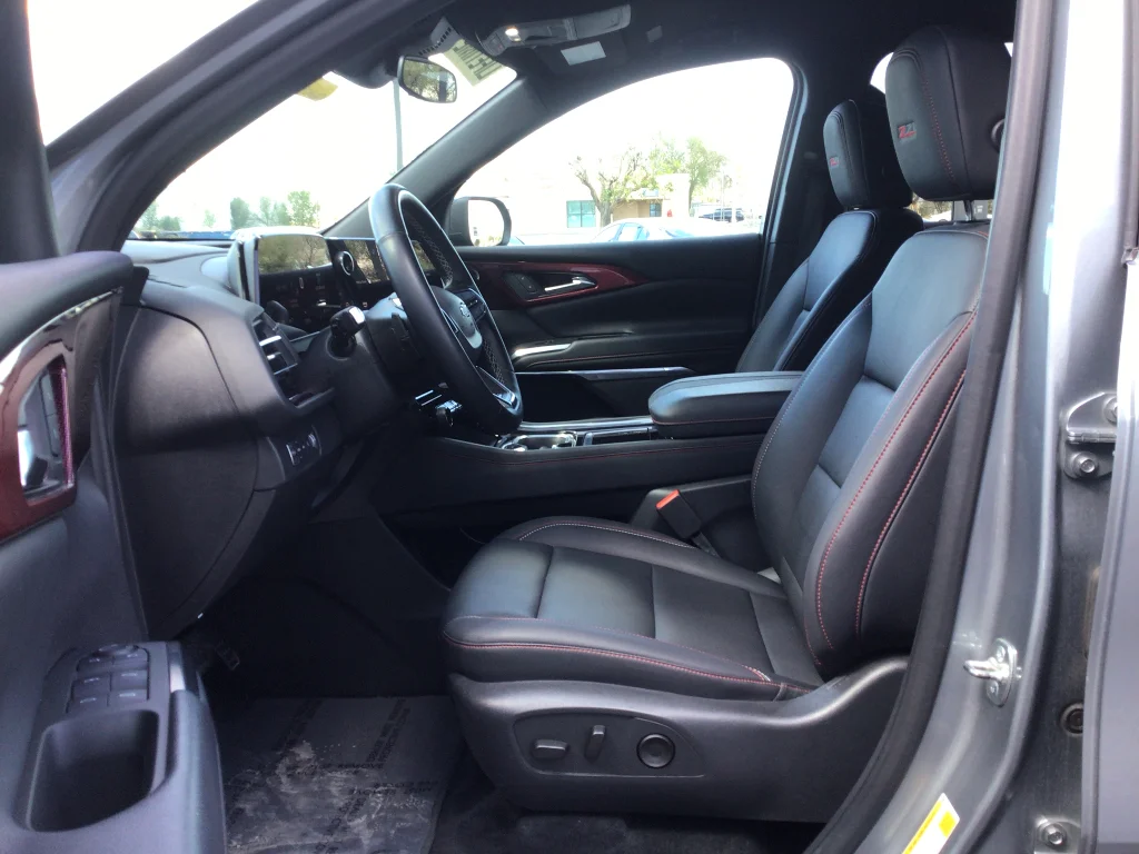 Used 2025 Sterling Gray Metallic Chevrolet Z71 image 12