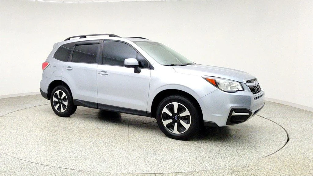 Used 2018 Ice Silver Metallic Subaru 2.5i Premium w/ All-Weather Package image 3