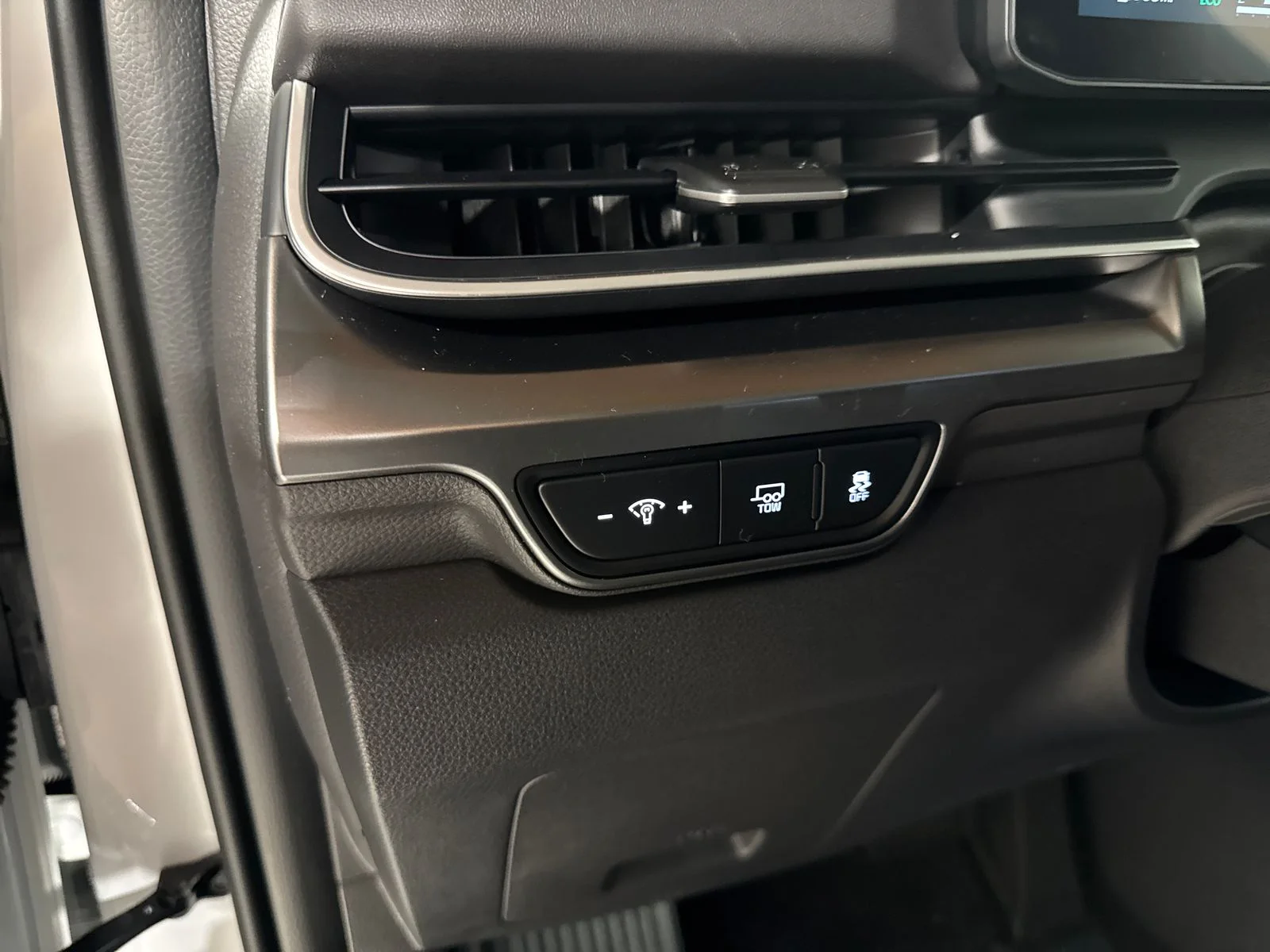 New 2027 Snow White Pearl Kia SX Prestige image 14