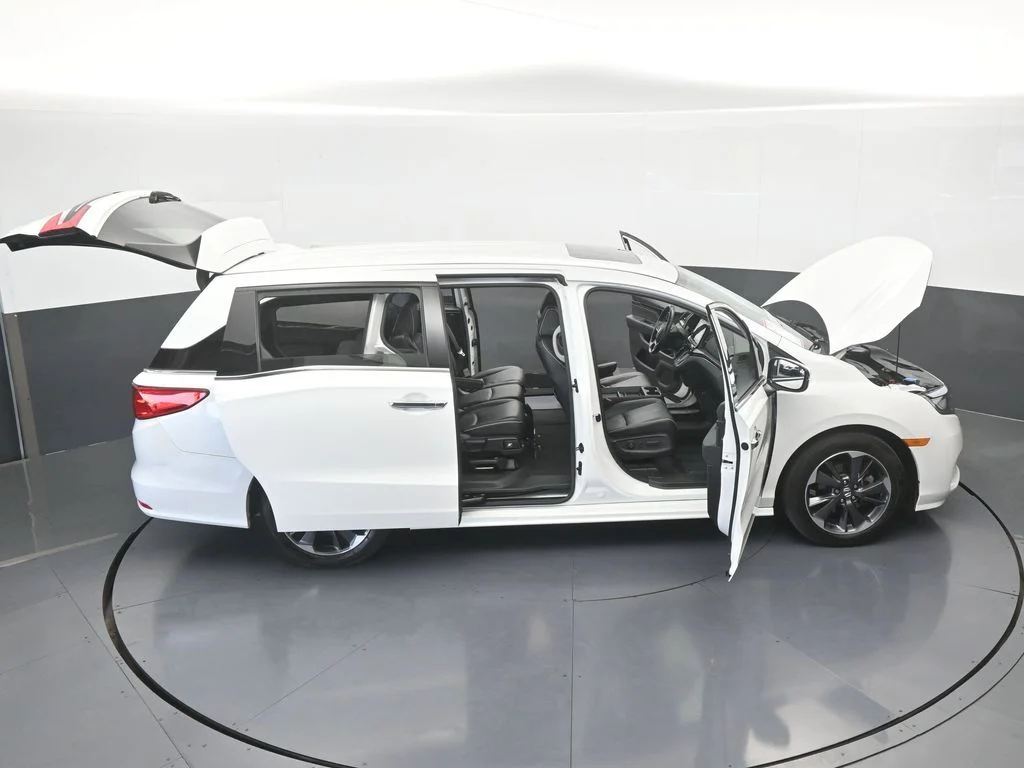 Used 2022 White Honda Elite image 73