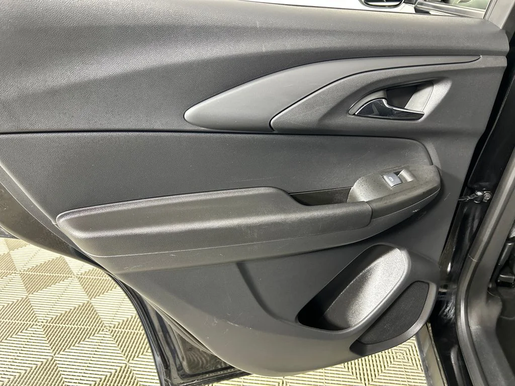 Used 2025 Black Chevrolet LT image 16