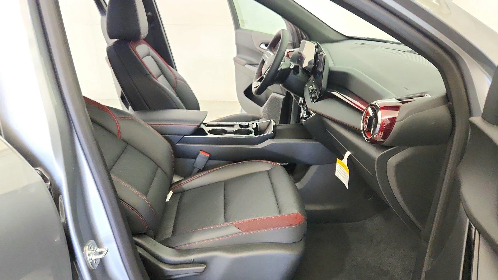 2027 Chevrolet Equinox RS - Photo 29