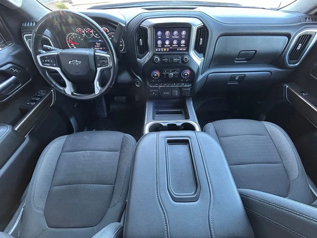 Used 2020 CAJUN RED TINTCOAT Chevrolet RST image 11