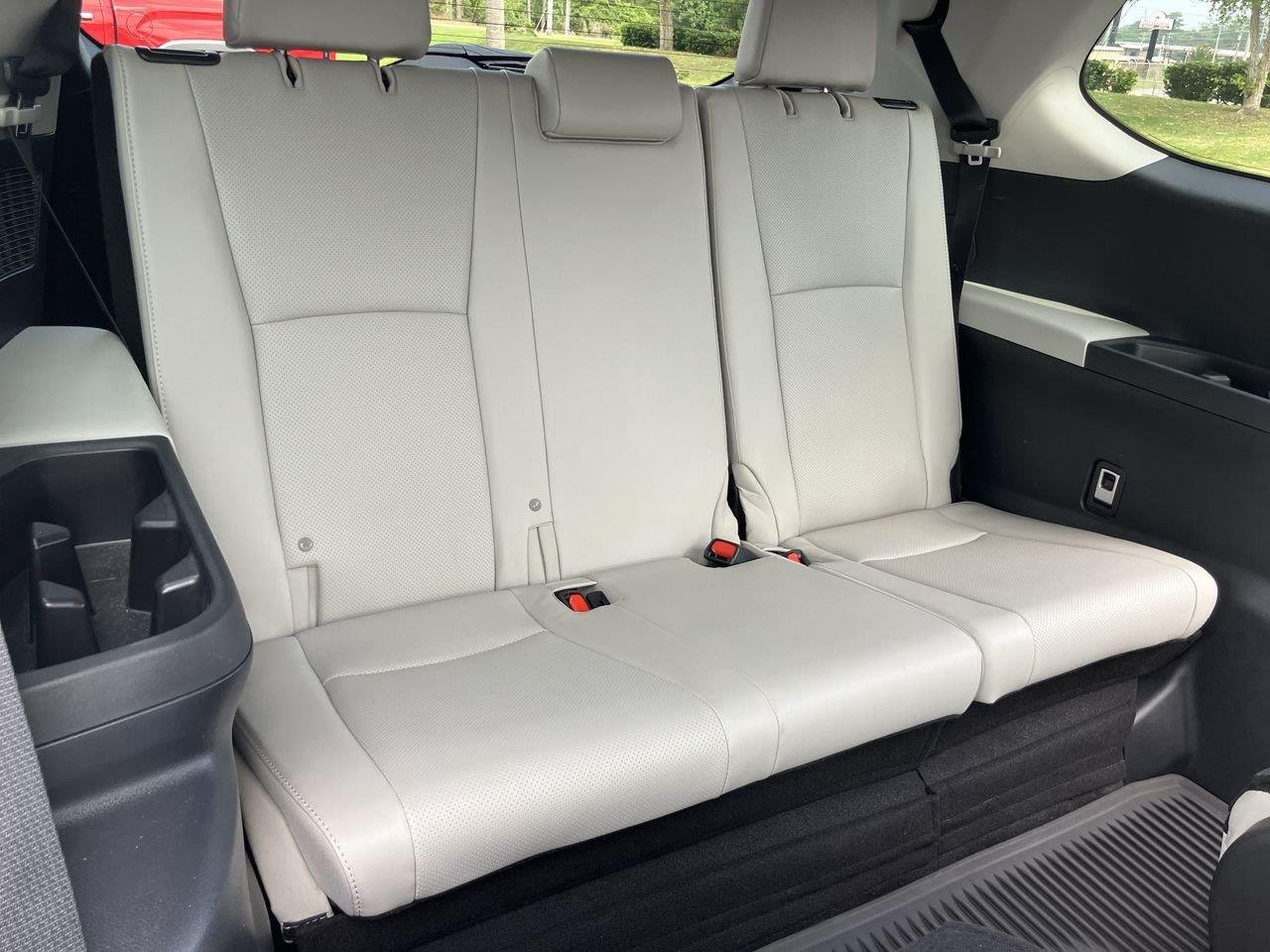 Used 2024 White (Wind Chill Pearl) Toyota Limited AWD image 31