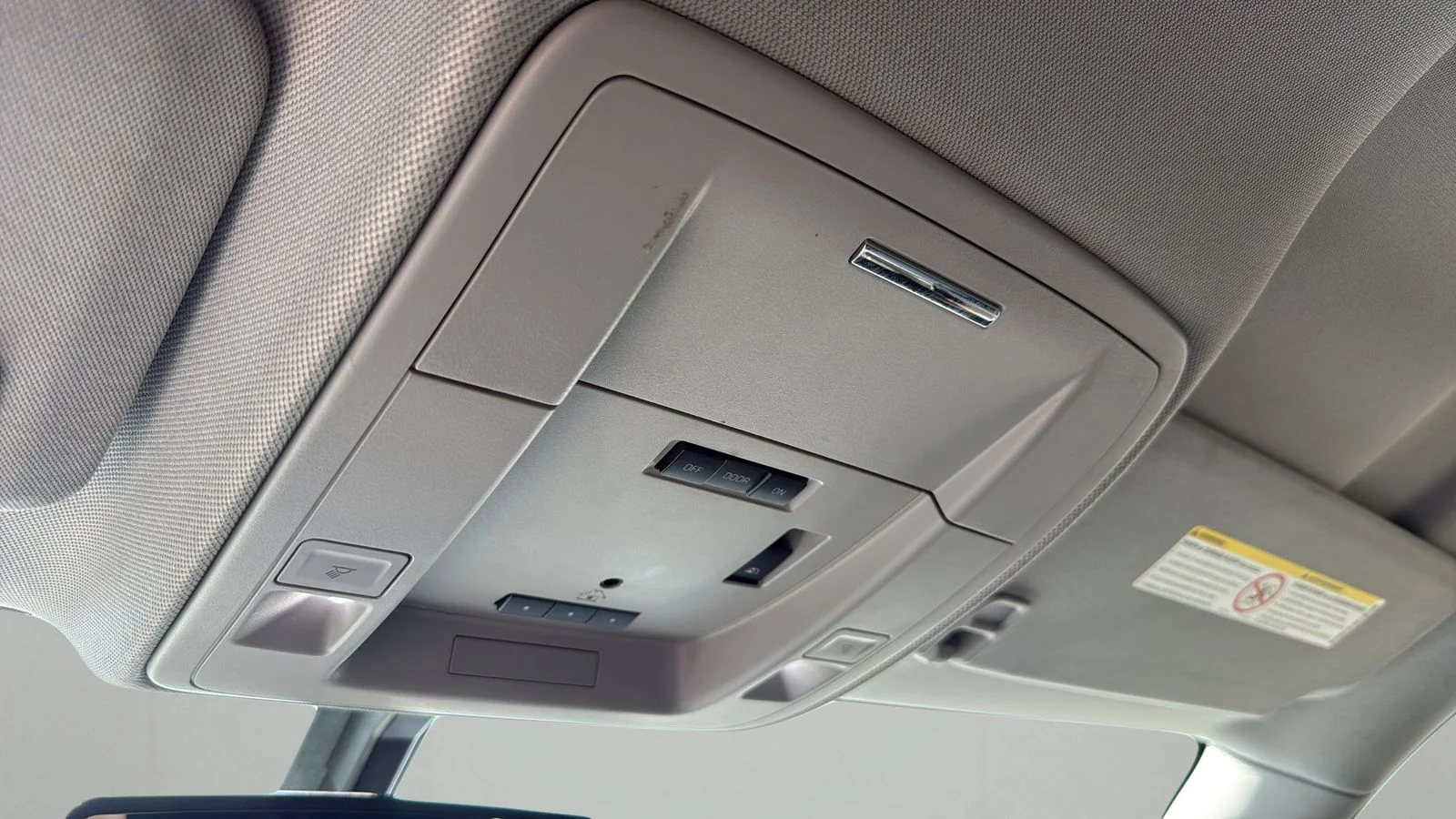 Used 2019 White Chevrolet LTZ image 17