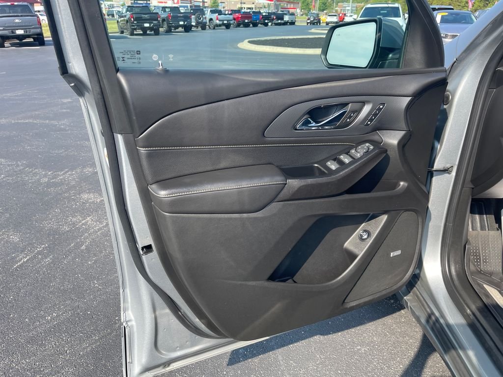 Used 2023 Gray Chevrolet Premier image 12