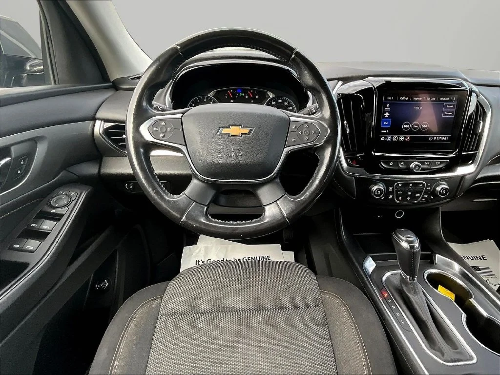 Used 2020 Gray Chevrolet LT image 10