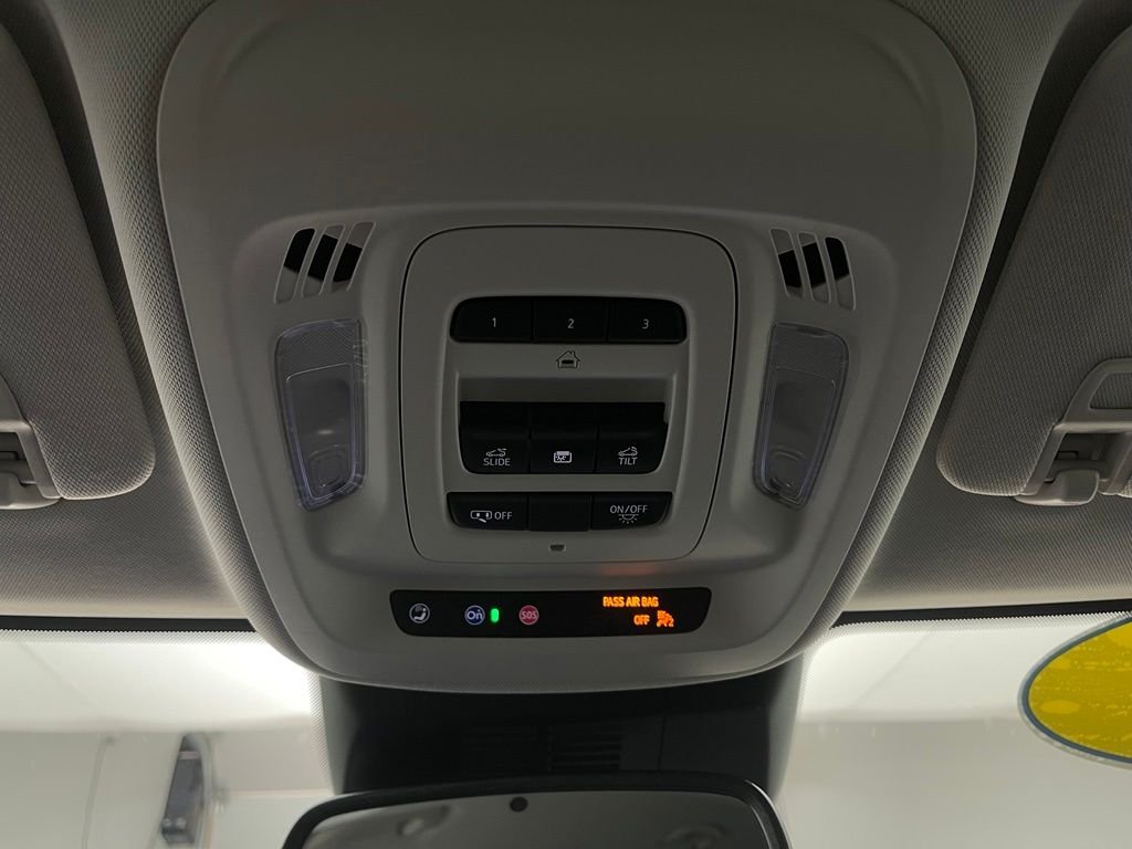 Used 2025 Ebony Twilight Metallic Buick Sport Touring image 30