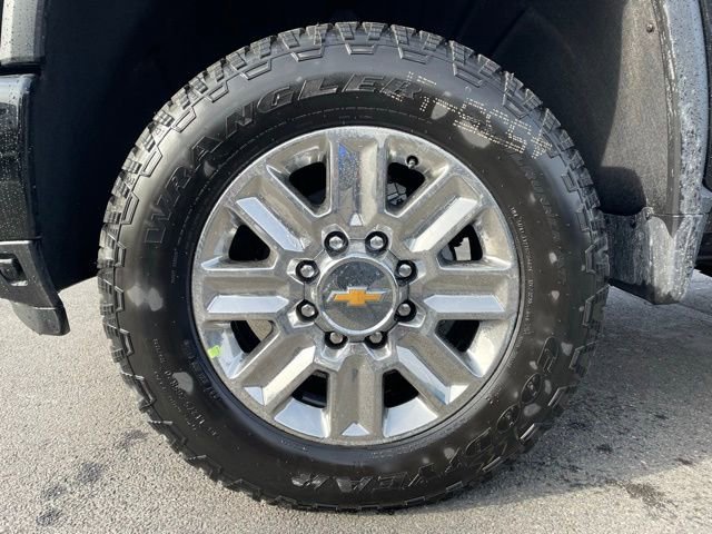 2026 Chevrolet Silverado 2500 HD High Country - Photo 9