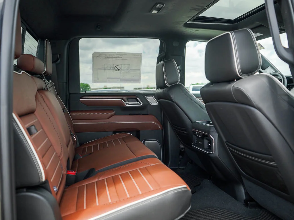 2026 GMC Sierra 2500HD Denali Ultimate - Photo 10
