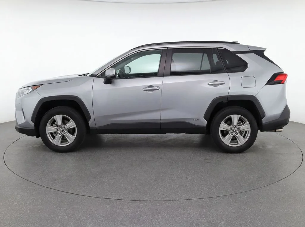 Used 2023 Silver Toyota XLE image 6