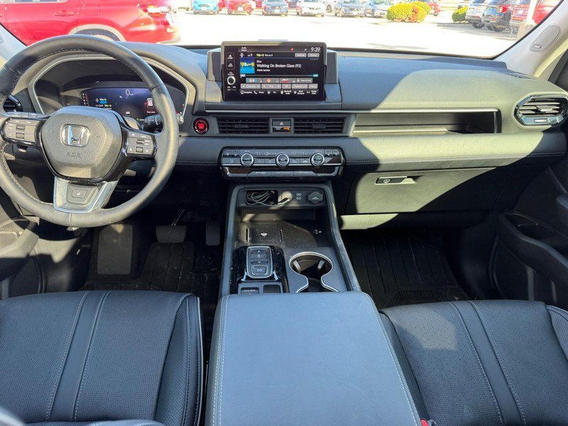Used 2025 Crystal Black Pearl Honda AWD Elite image 40