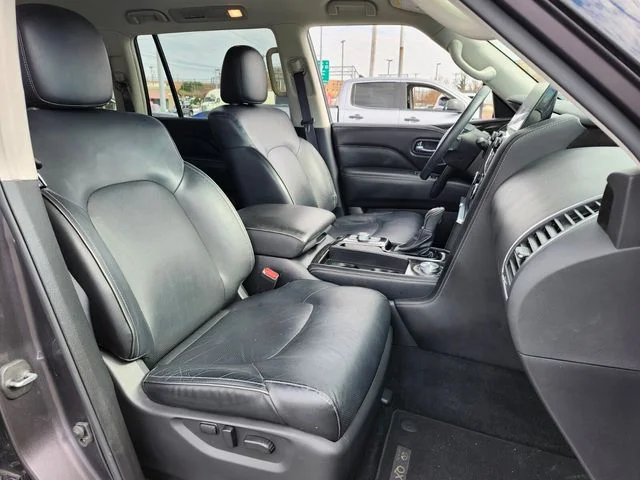 Used 2024 Gray INFINITI LUXE image 22