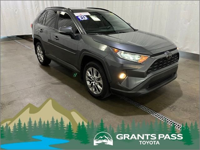 2021 Toyota RAV4 XLE Premium