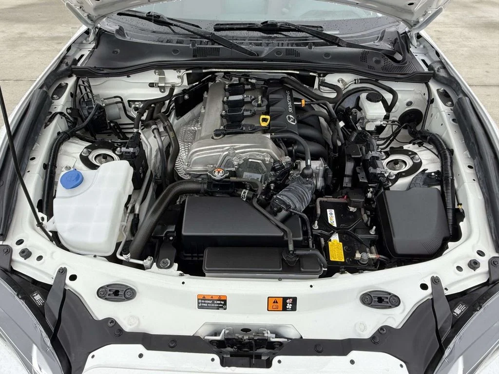 Used 2023 White Mazda Grand Touring image 12