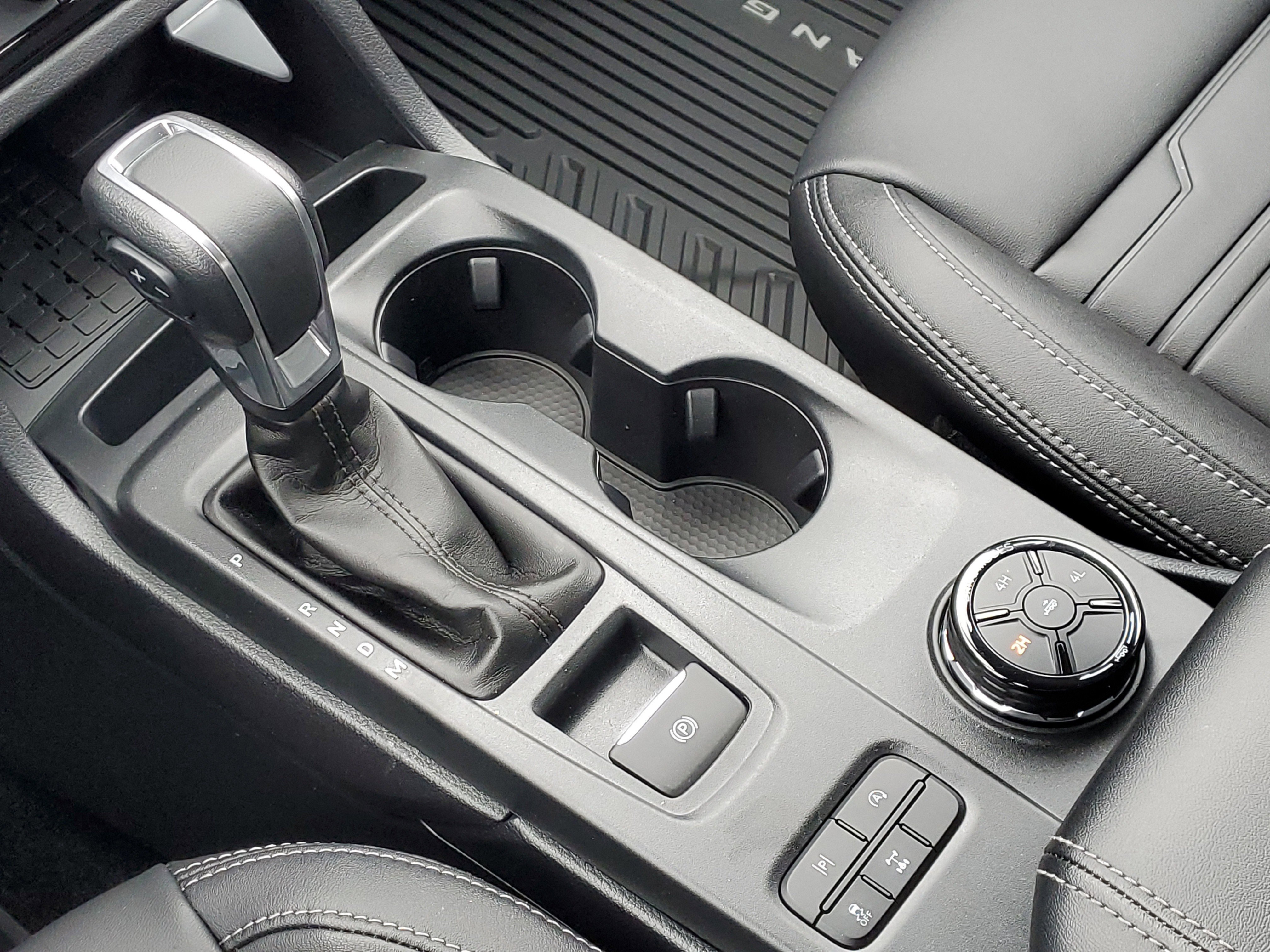 New 2026 Avalanche Ford Lariat® image 26