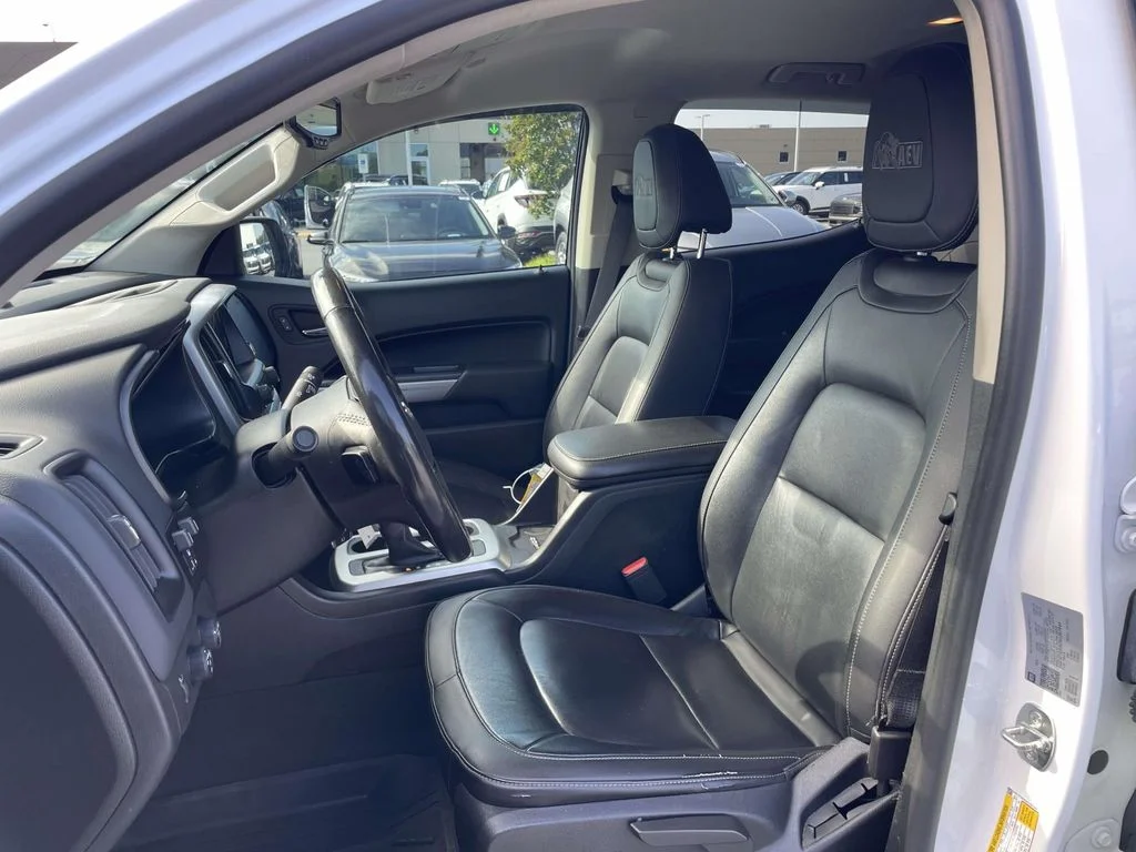 Used 2022 Summit White Chevrolet 4WD ZR2 image 17
