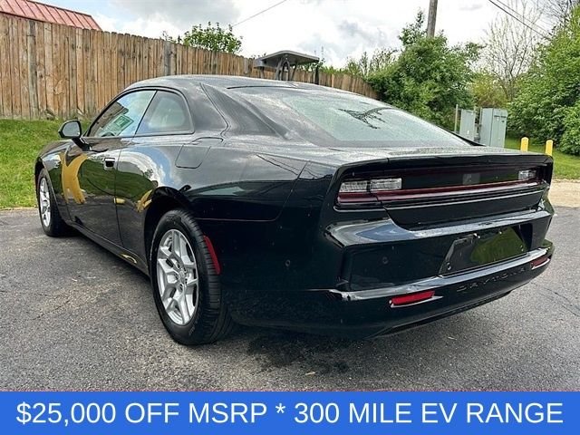 2025 Dodge Charger Daytona R/T - Photo 6