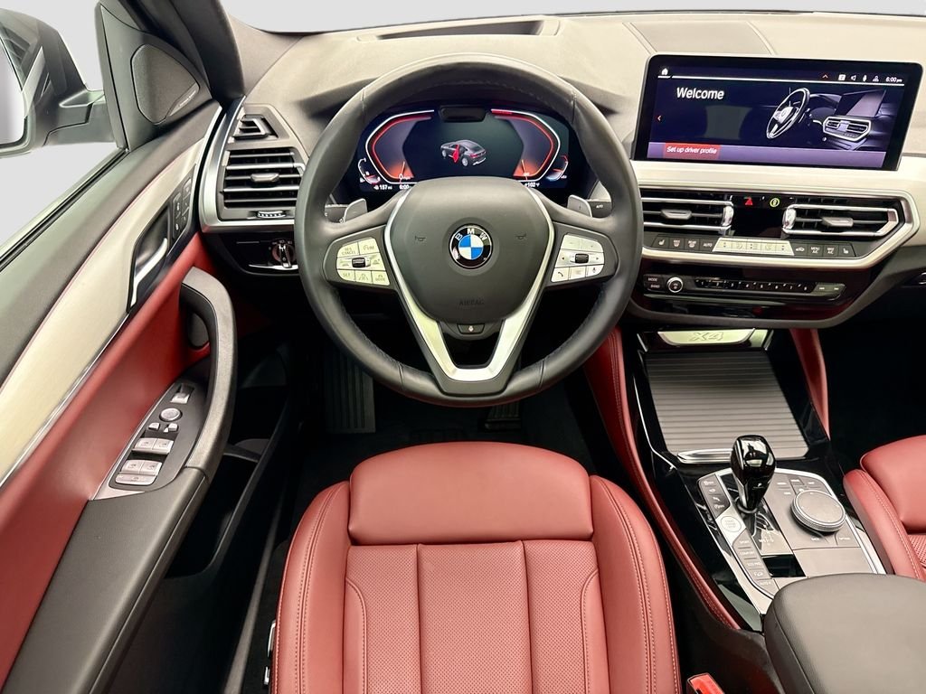 Used 2024 White BMW xDrive30i image 10