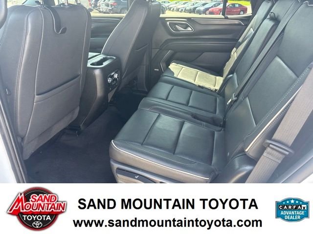 Used 2023 White GMC SLT image 16