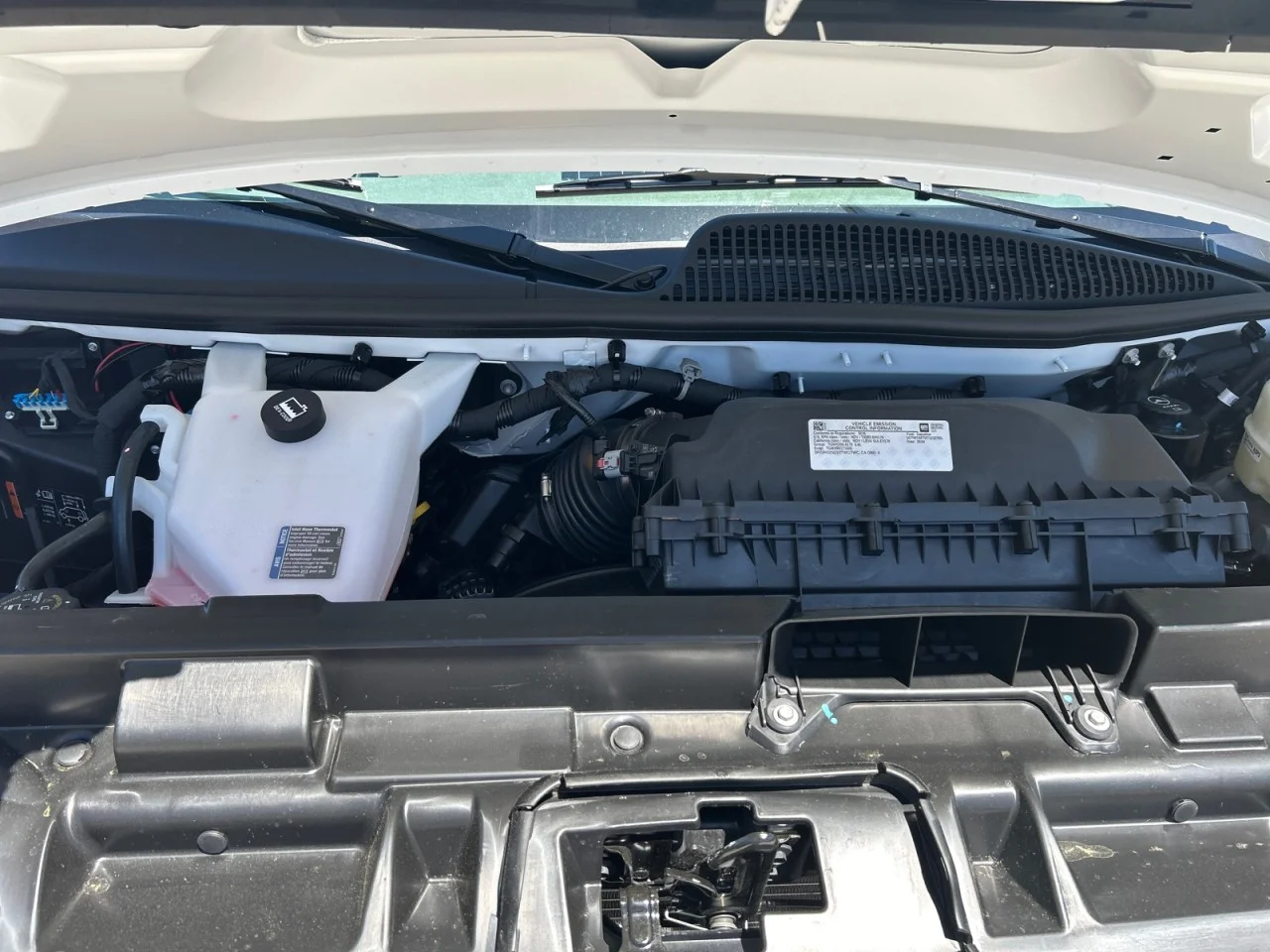 2026 GMC Savana Cargo Work Van - Photo 8