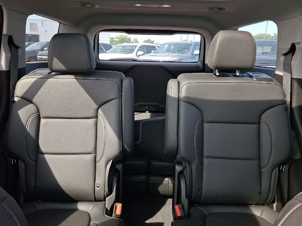Used 2023 SUMMIT WHITE GMC SLT image 20