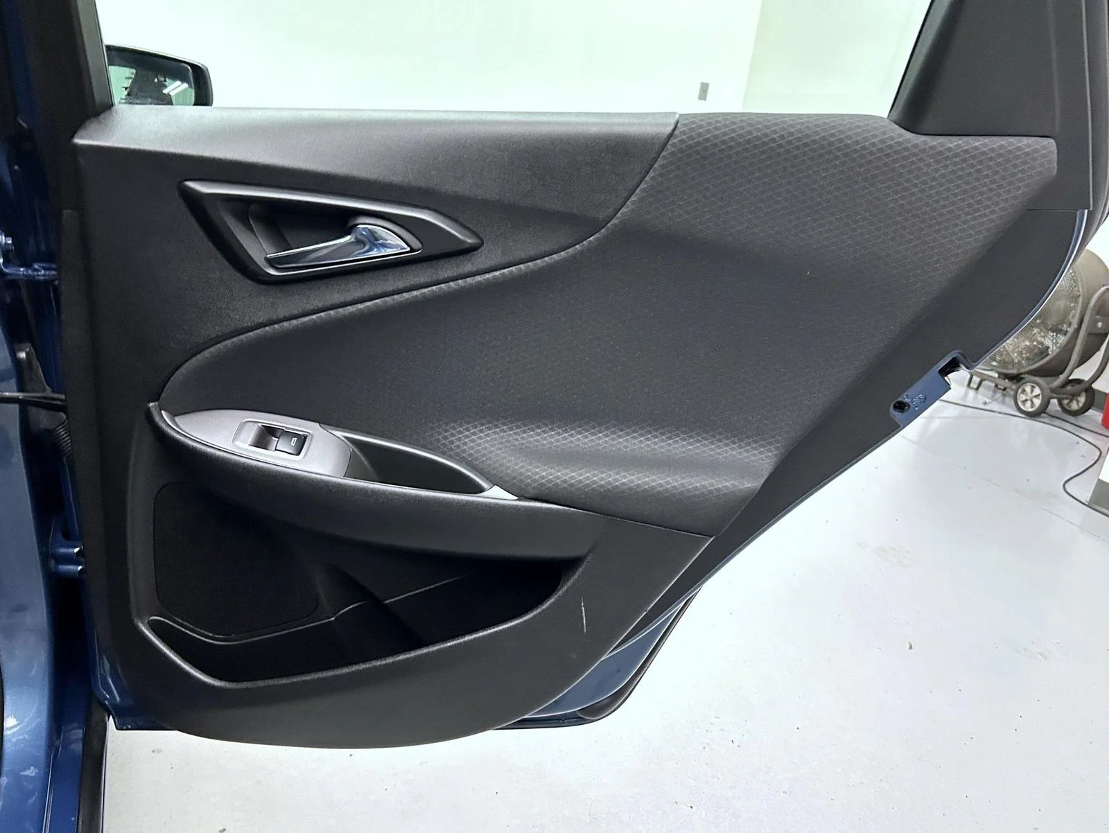 Used 2025 Blue Chevrolet LT image 17