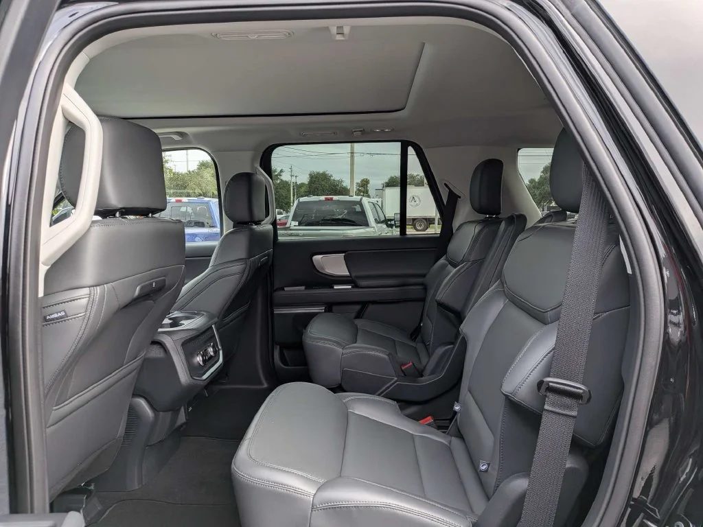 New 2026 Agate Black Metallic Ford Active image 15