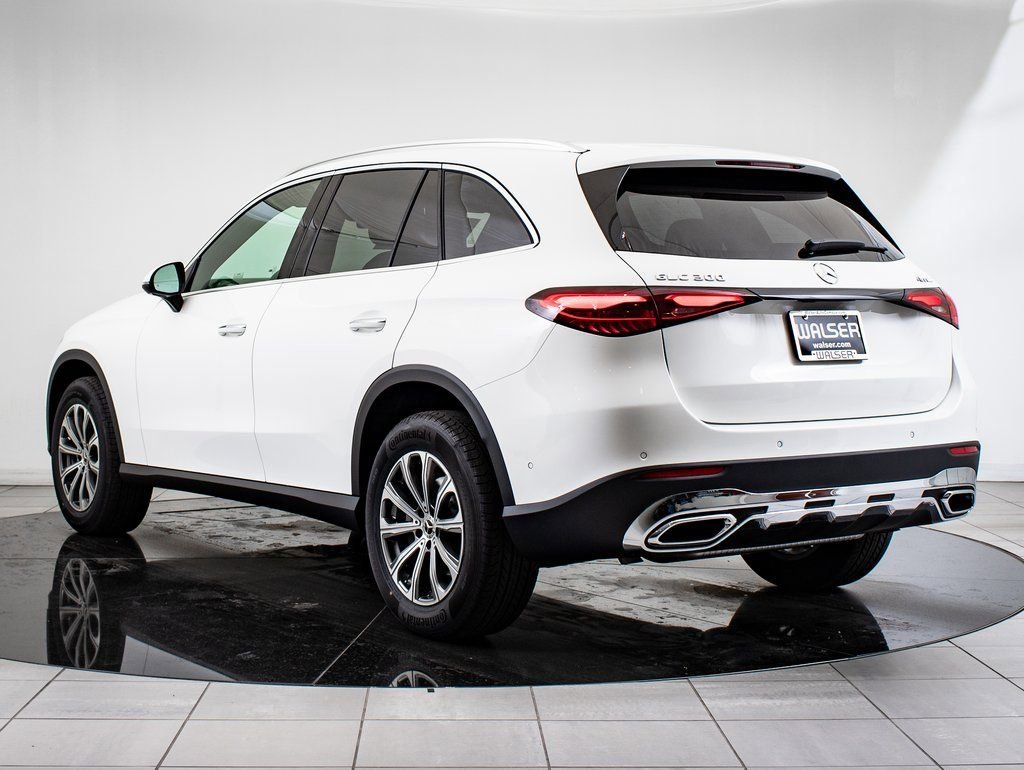 Used 2025 Polar White Mercedes-Benz GLC 300 image 6