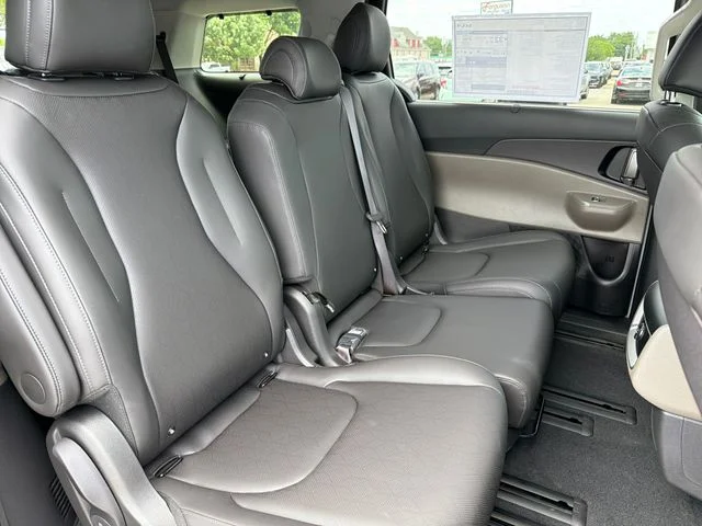 New 2026 White Kia EX image 22